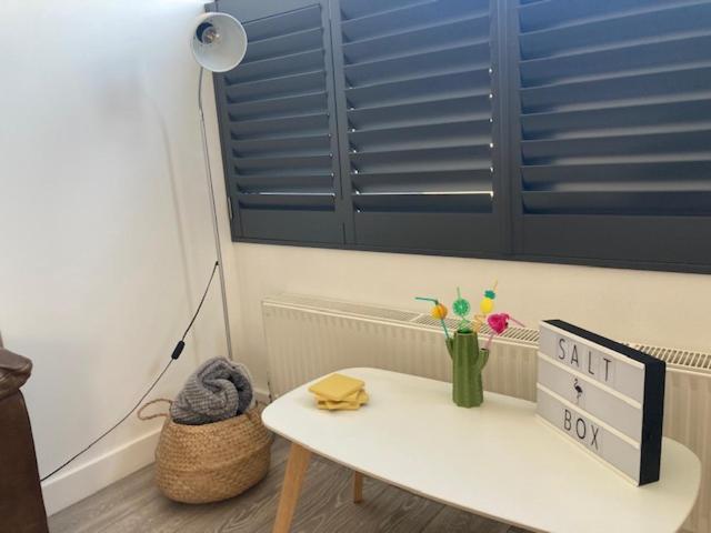 The Salt Box- Lovely Refurbished Annexe, Free Parking, Walk To Porth Beach. Saint Columb Minor 외부 사진